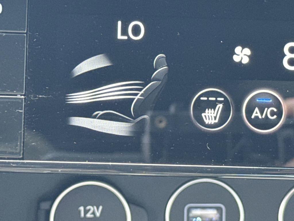 New 2025 Genesis G70 2.5T image 31