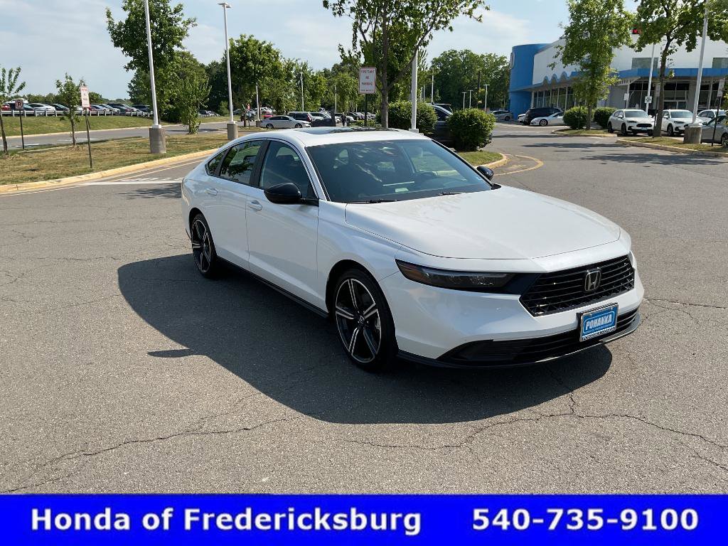 Used 2025 Honda Accord Sport image 7