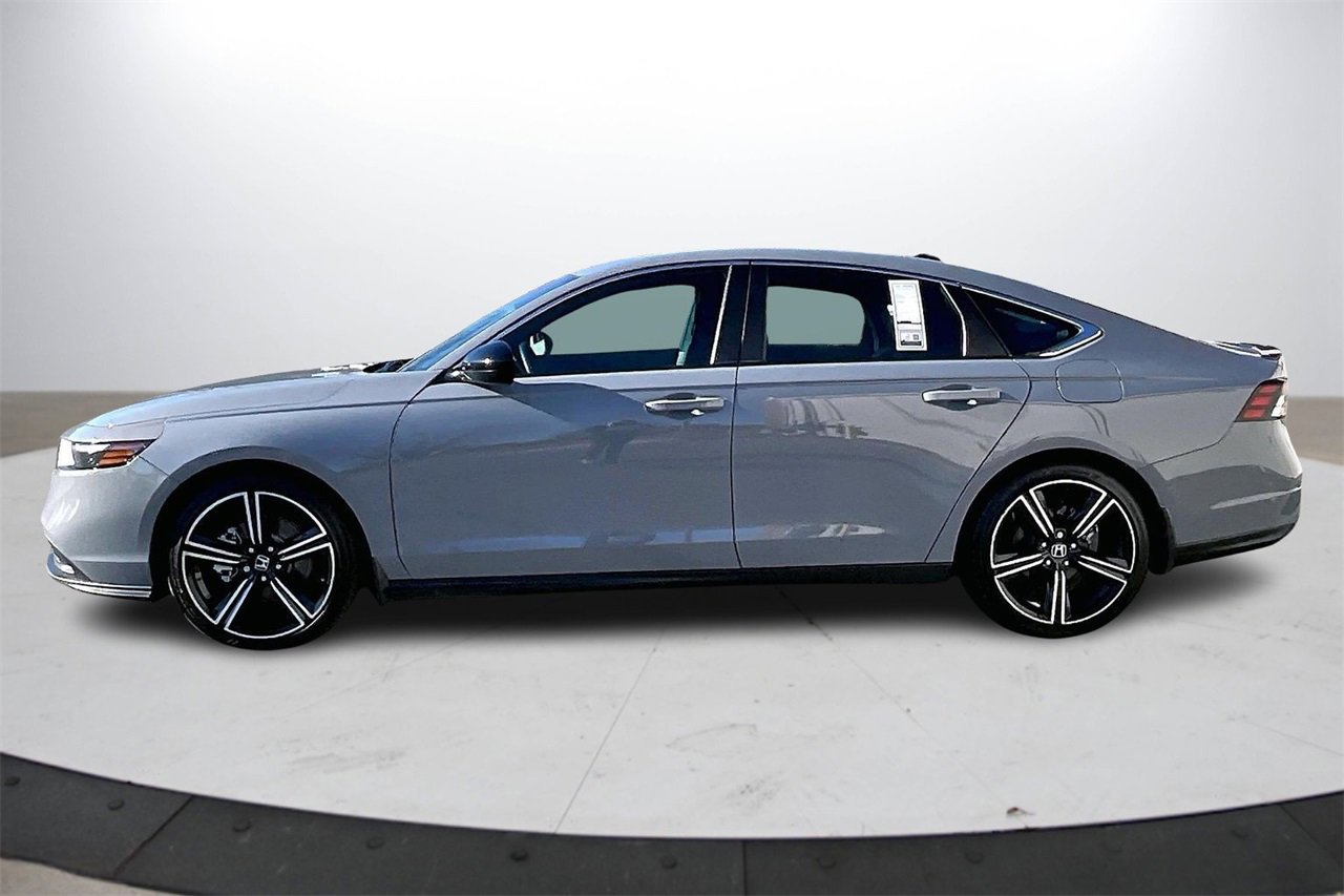 Used 2023 Honda Accord Sport image 6