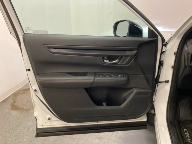 Certified 2025 Honda CR-V Sport image 19