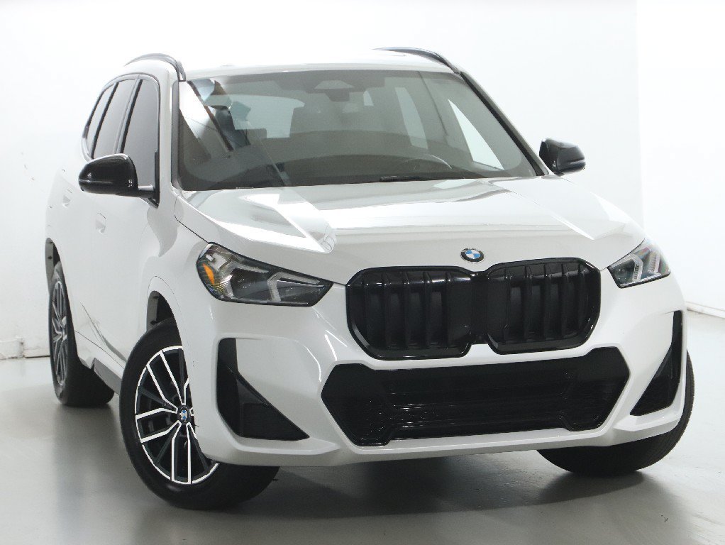 Used 2023 BMW X1 xDrive28i w/ Premium Package AWD/4WD image 1