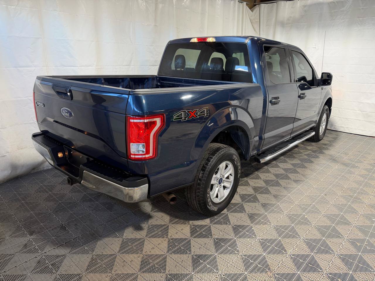Used 2016 Ford F150 XLT AWD/4WD image 7