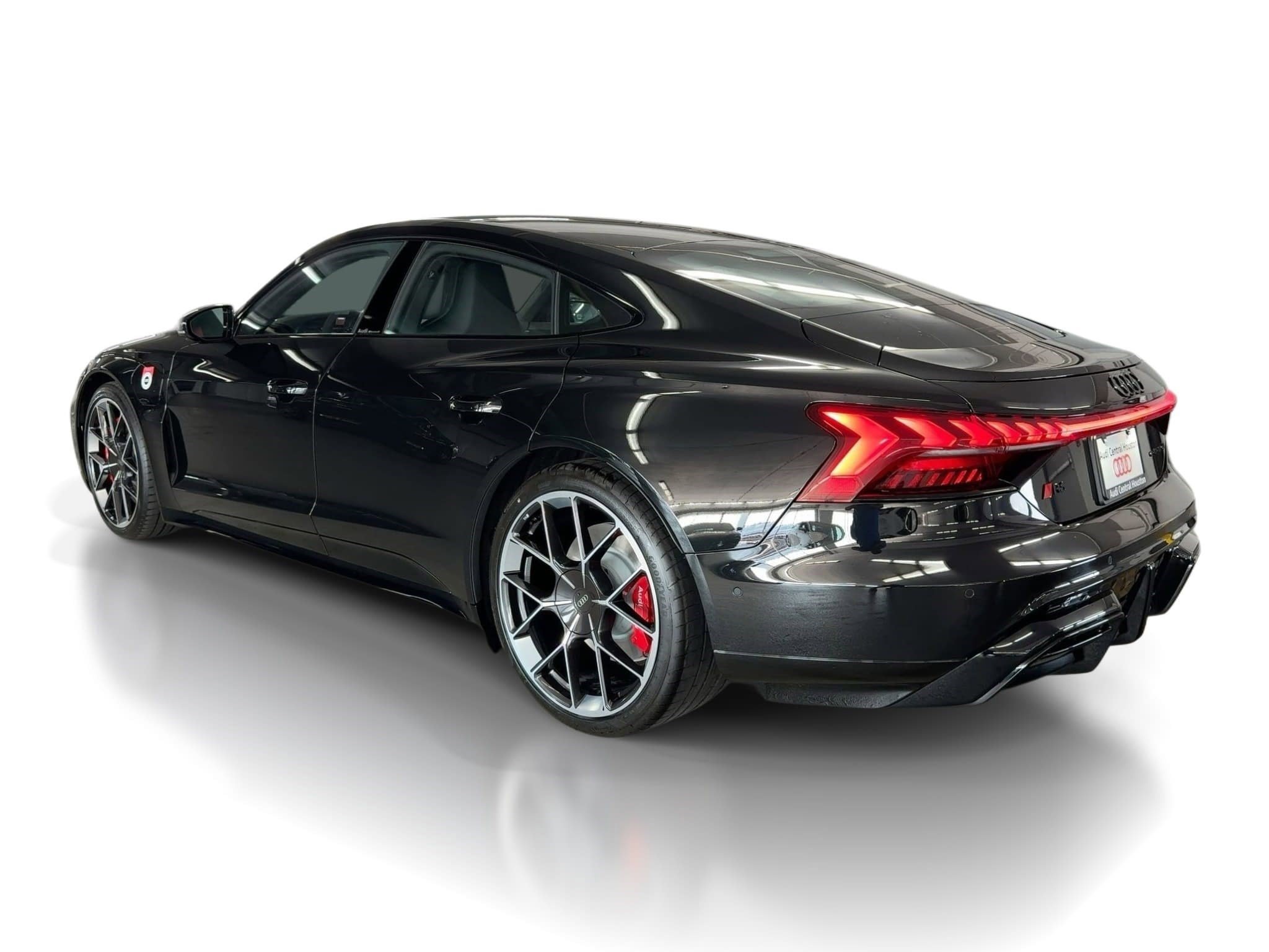 New 2026 Audi RS e-tron GT performance image 3