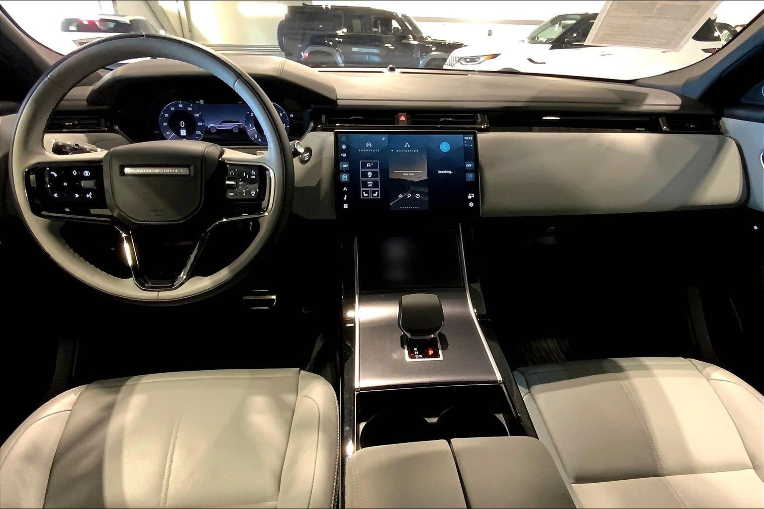 Used 2026 Land Rover Range Rover Velar Dynamic SE image 15