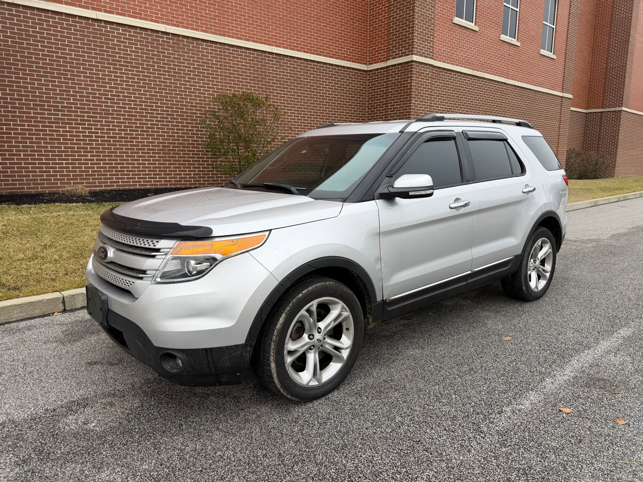 Used 2014 Ford Explorer Limited image 3
