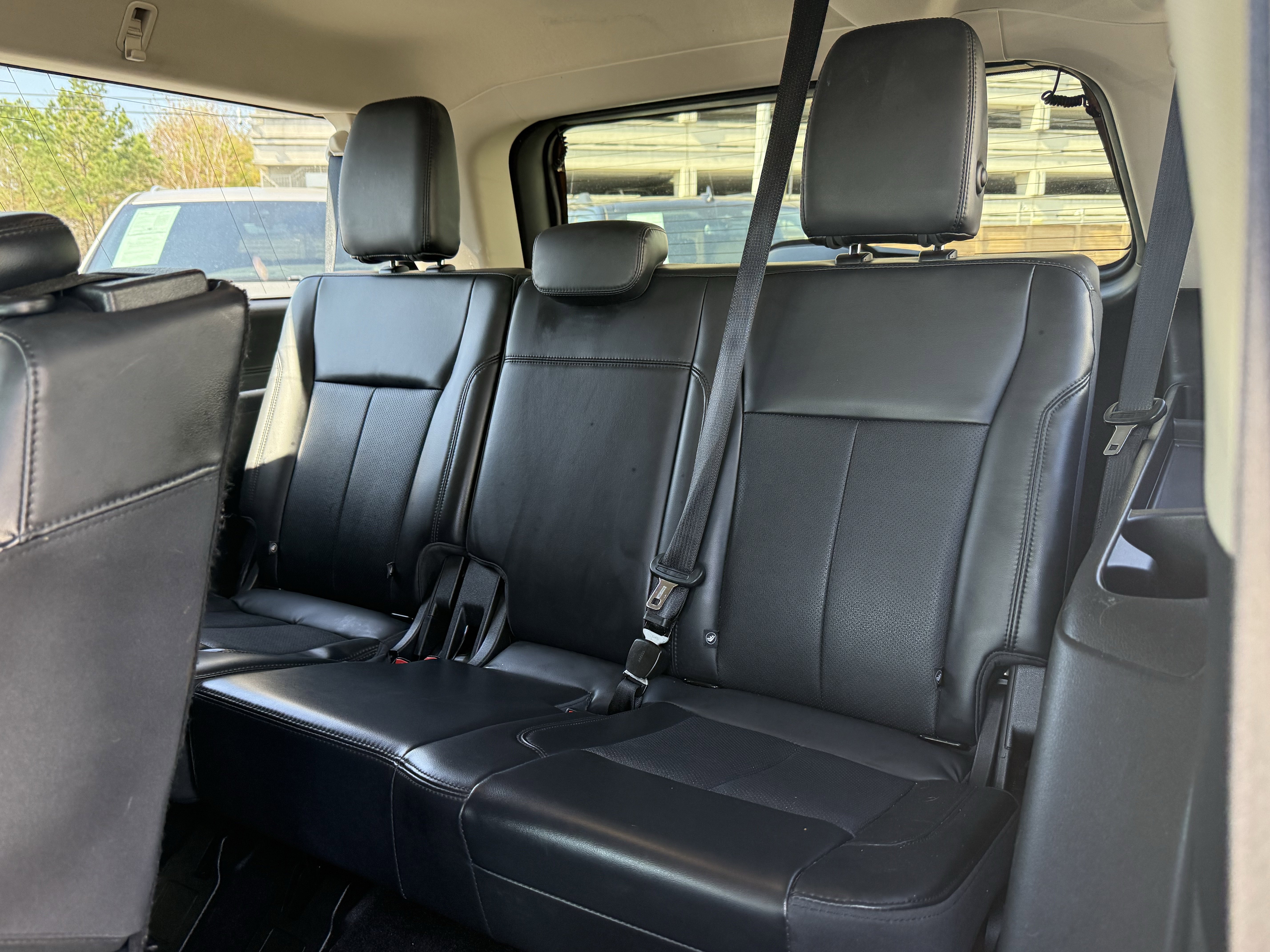 Used 2022 Ford Expedition Max XLT image 16