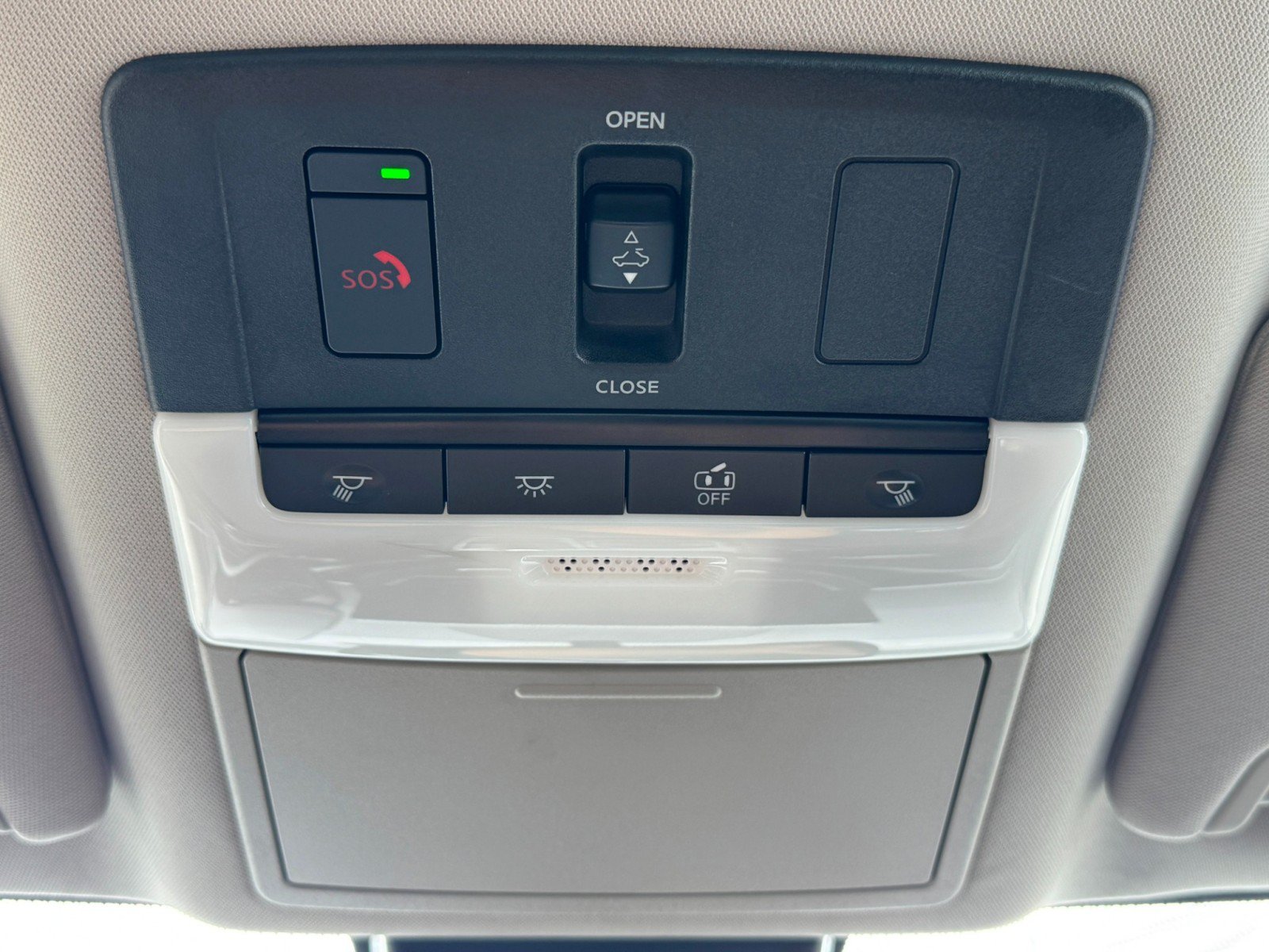 Used 2023 Nissan Altima 2.5 SR w/ SR Premium Package FWD image 30