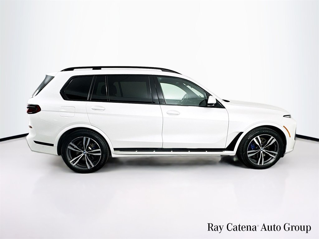 Used 2024 BMW X7 xDrive40i w/ Executive Package AWD/4WD image 8