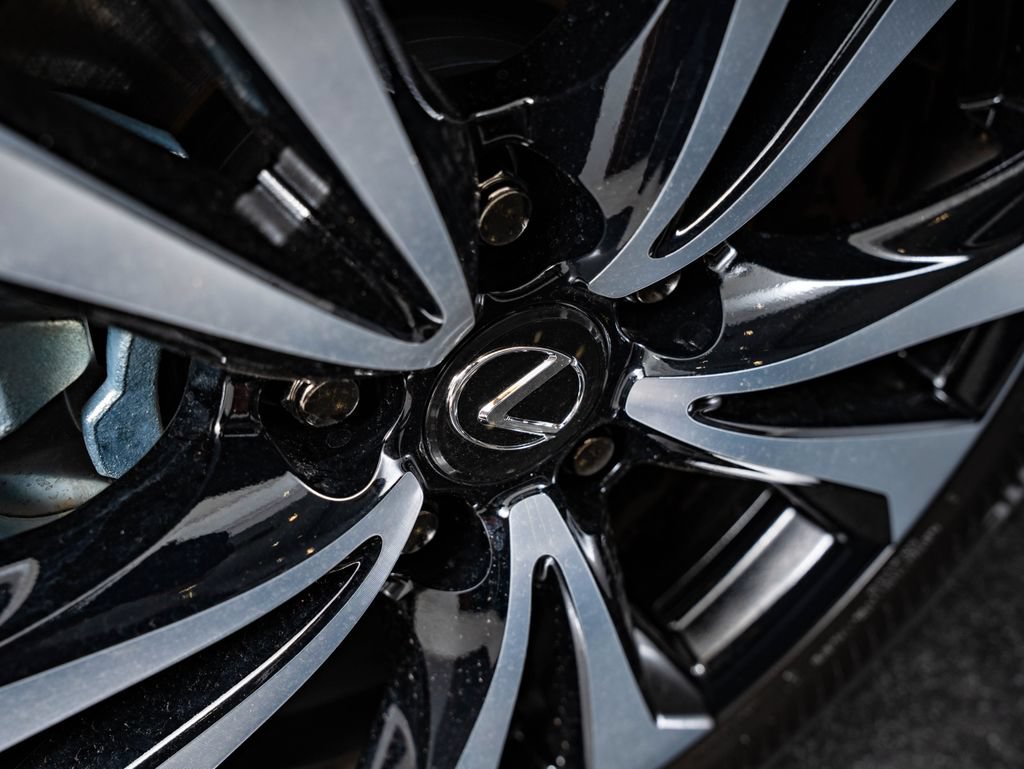 New 2026 Lexus UX 300h AWD image 8
