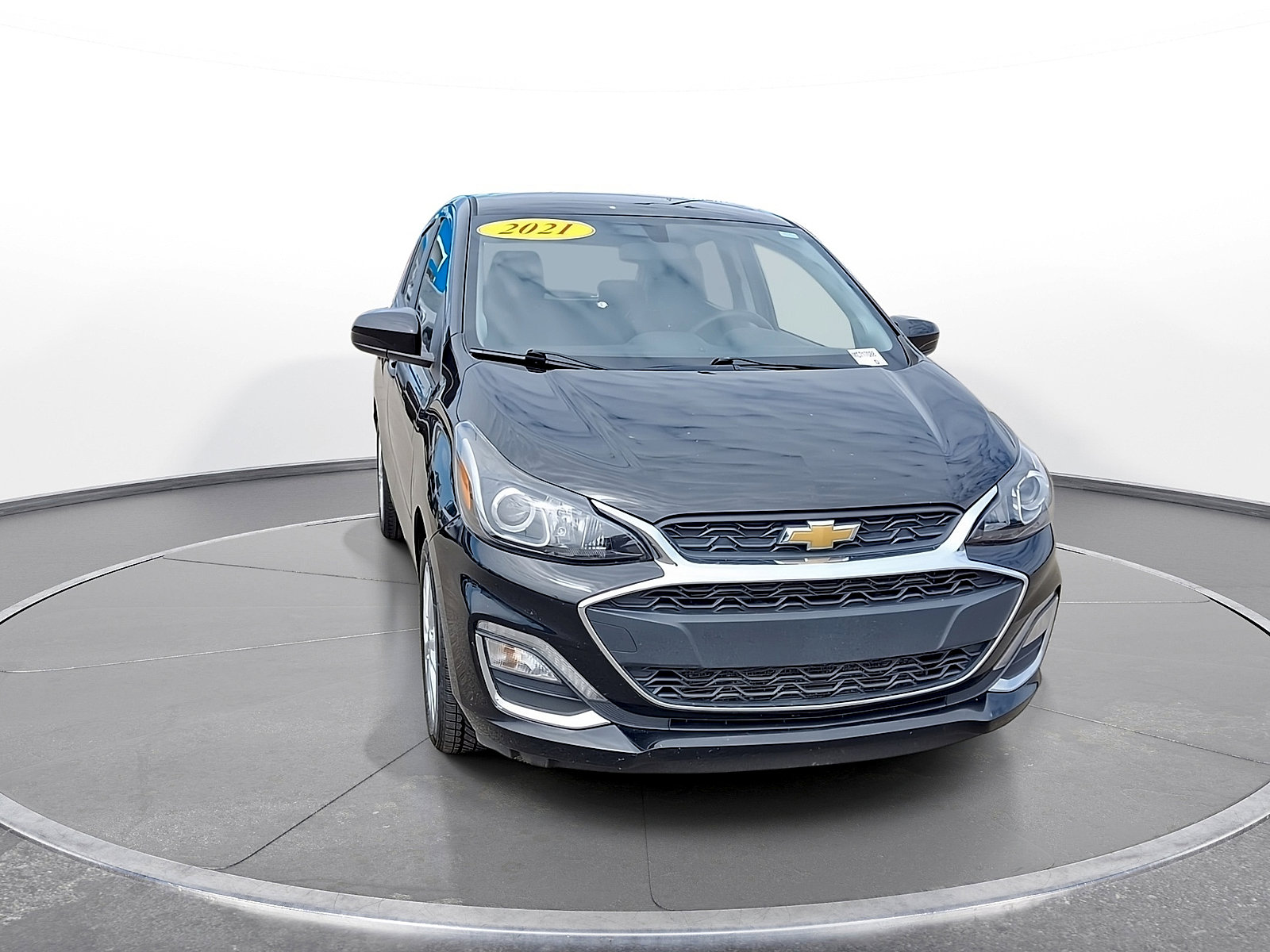 Used 2021 Chevrolet Spark LT FWD image 2