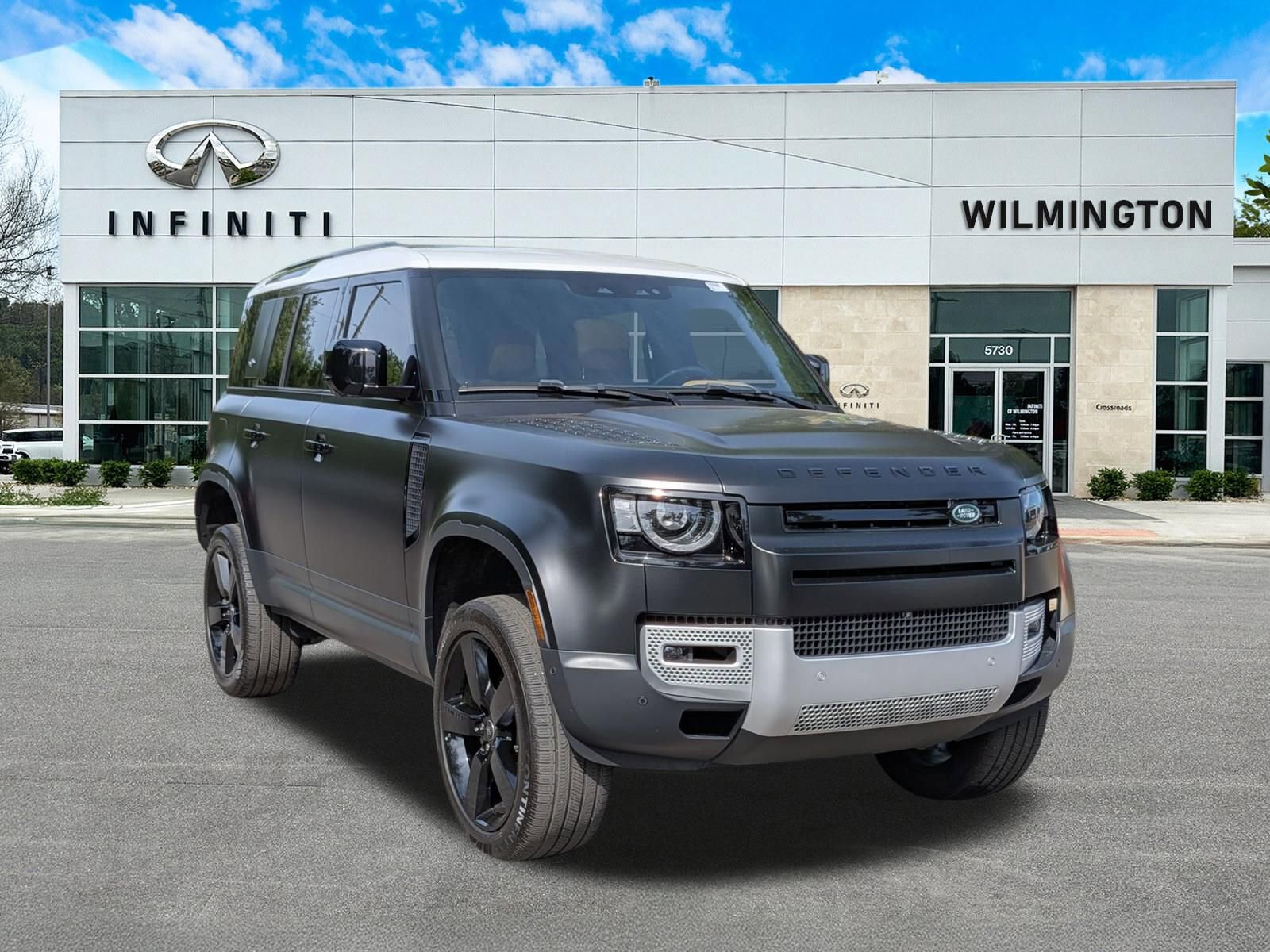 Used 2024 Land Rover Defender 110 S AWD/4WD image 1