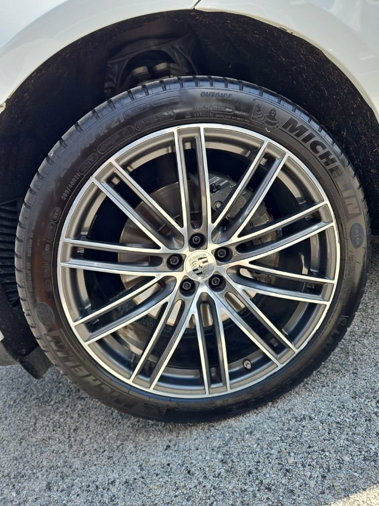 Used 2021 Porsche Macan S AWD/4WD image 9