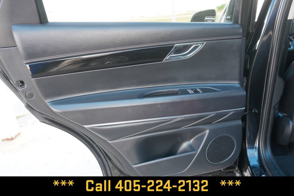 Used 2025 Genesis GV80 2.5T Standard AWD/4WD image 28