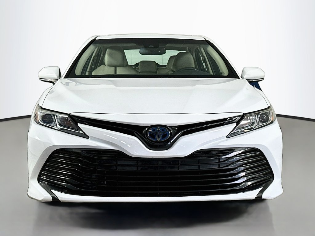 Used 2018 Toyota Camry LE w/ Audio Package FWD image 2