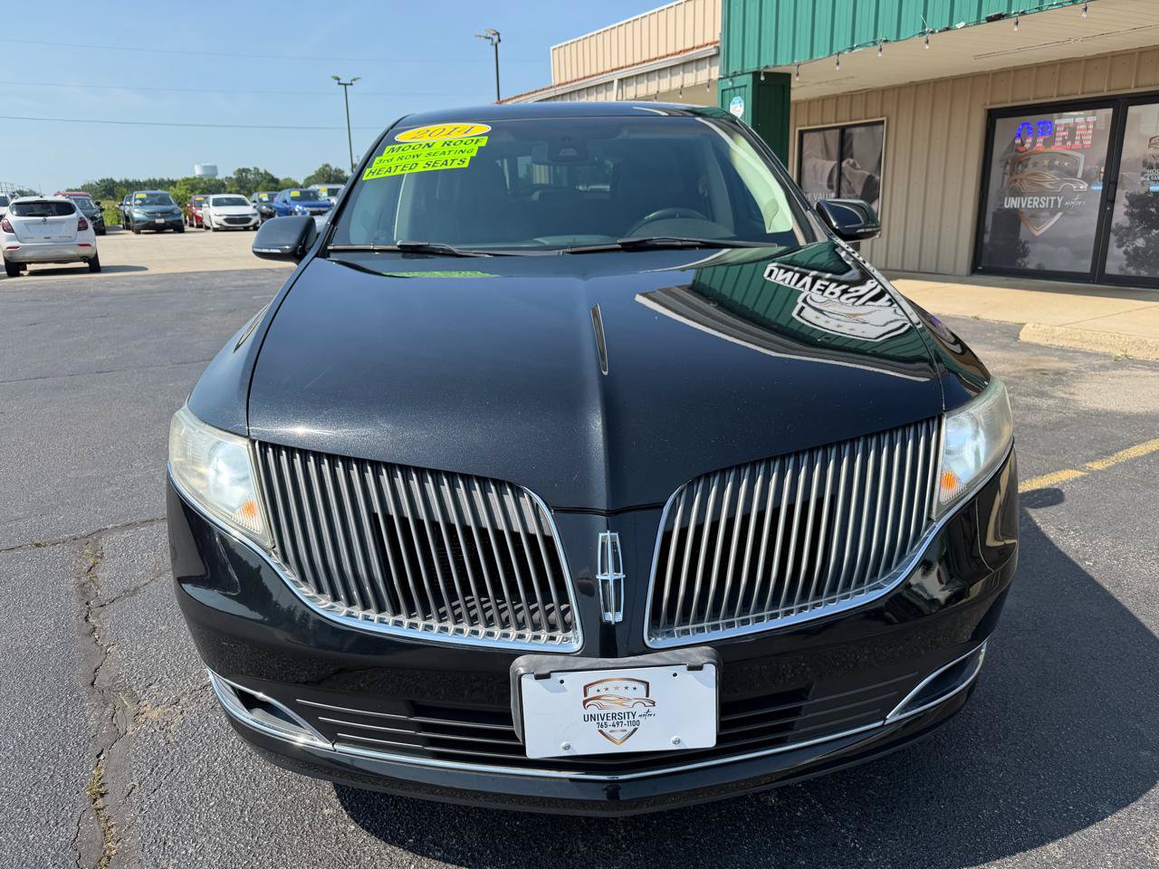 Used 2014 Lincoln MKT AWD image 8