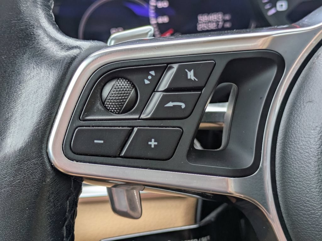 Used 2018 Porsche Panamera 4S AWD/4WD image 26