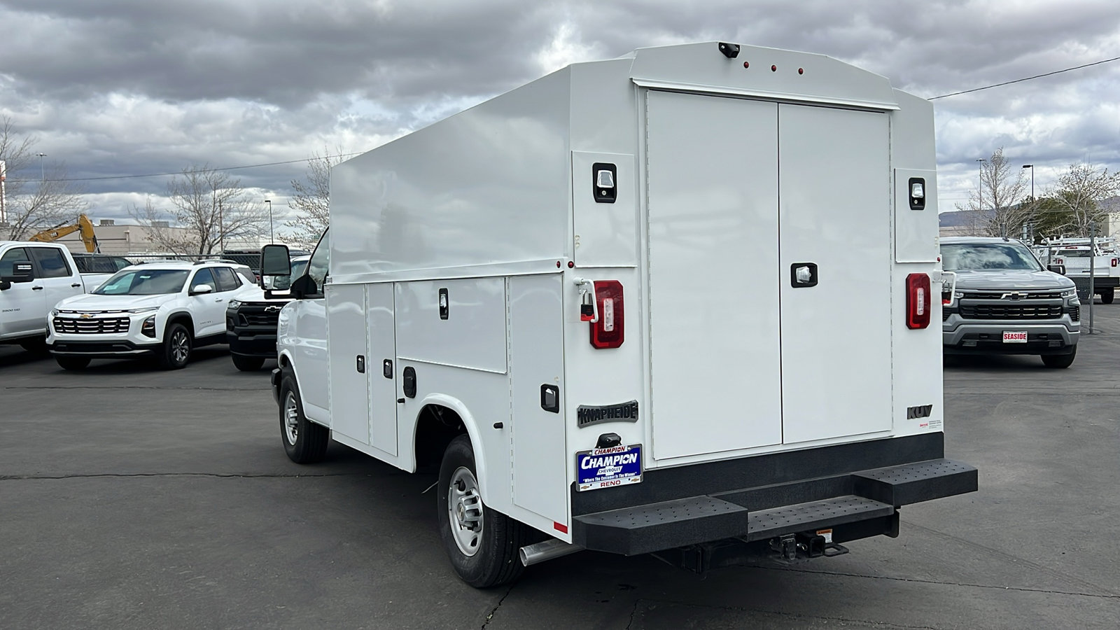 New 2024 Chevrolet Express 3500 w/ Power Convenience Package RWD image 6