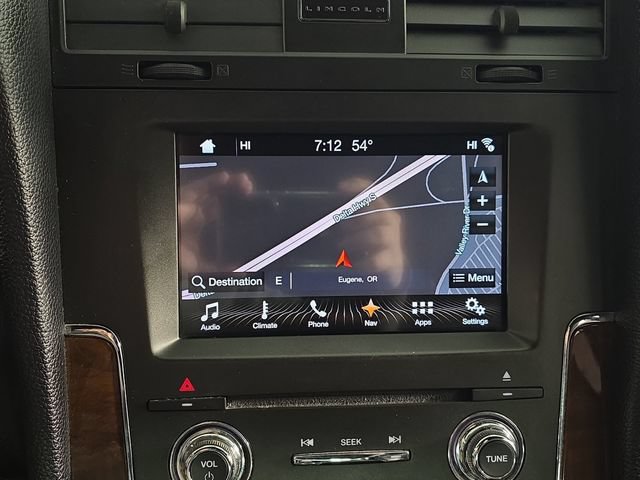 Used 2017 Lincoln Navigator Select AWD/4WD image 19