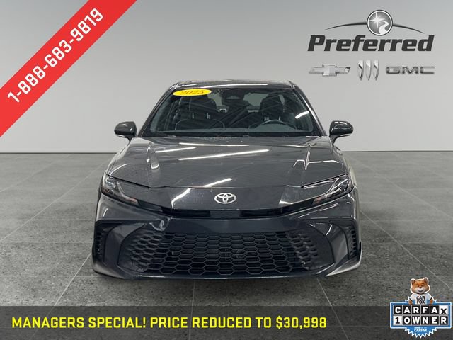 Used 2025 Toyota Camry SE AWD/4WD image 12