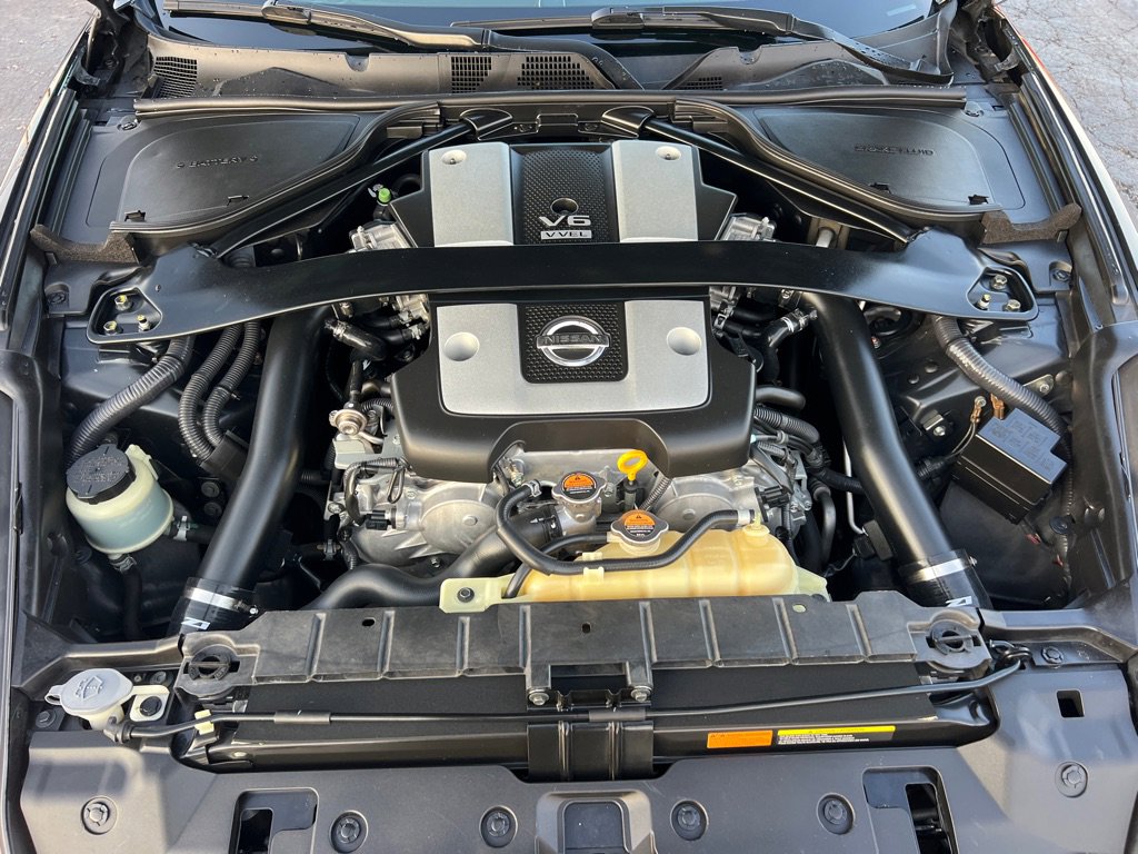 Used 2012 Nissan 370Z Roadster image 43