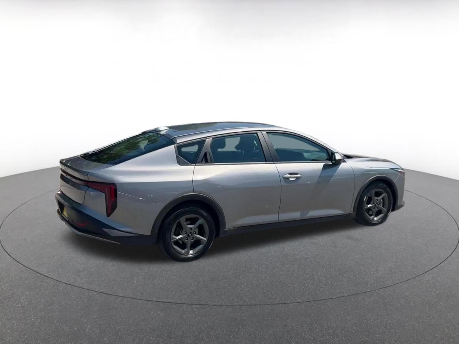 Used 2025 Kia K4 FWD image 15