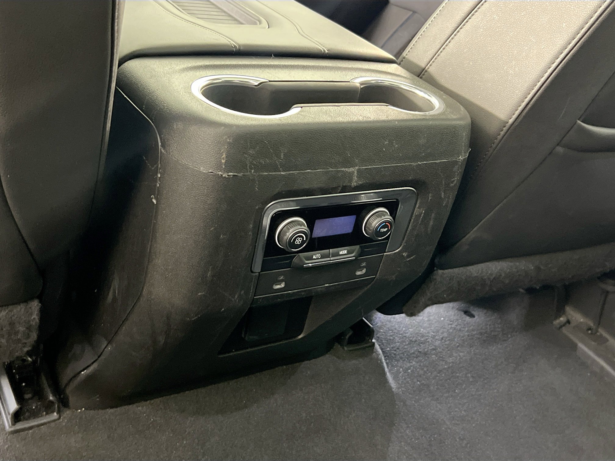 Used 2022 Chevrolet Tahoe LT image 26