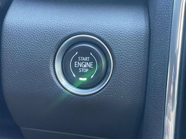 Used 2026 GMC Acadia Denali w/ Super Cruise Package FWD image 21