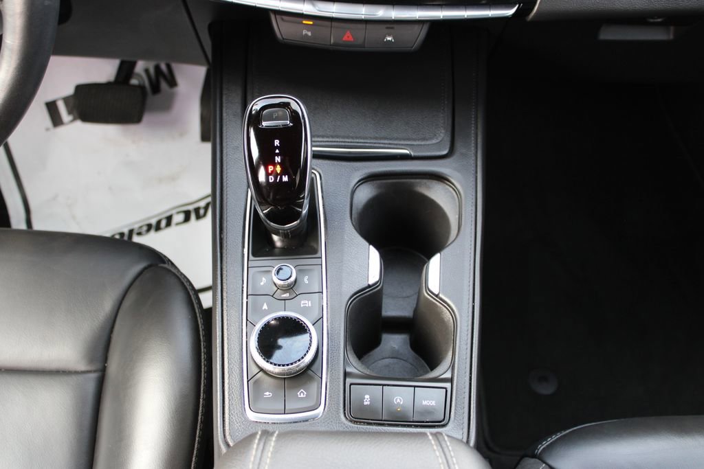 Used 2025 Cadillac XT4 Premium Luxury image 24
