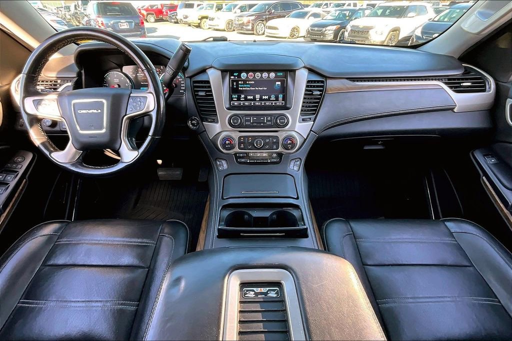 Used 2020 GMC Yukon XL Denali w/ Denali Ultimate Package image 7