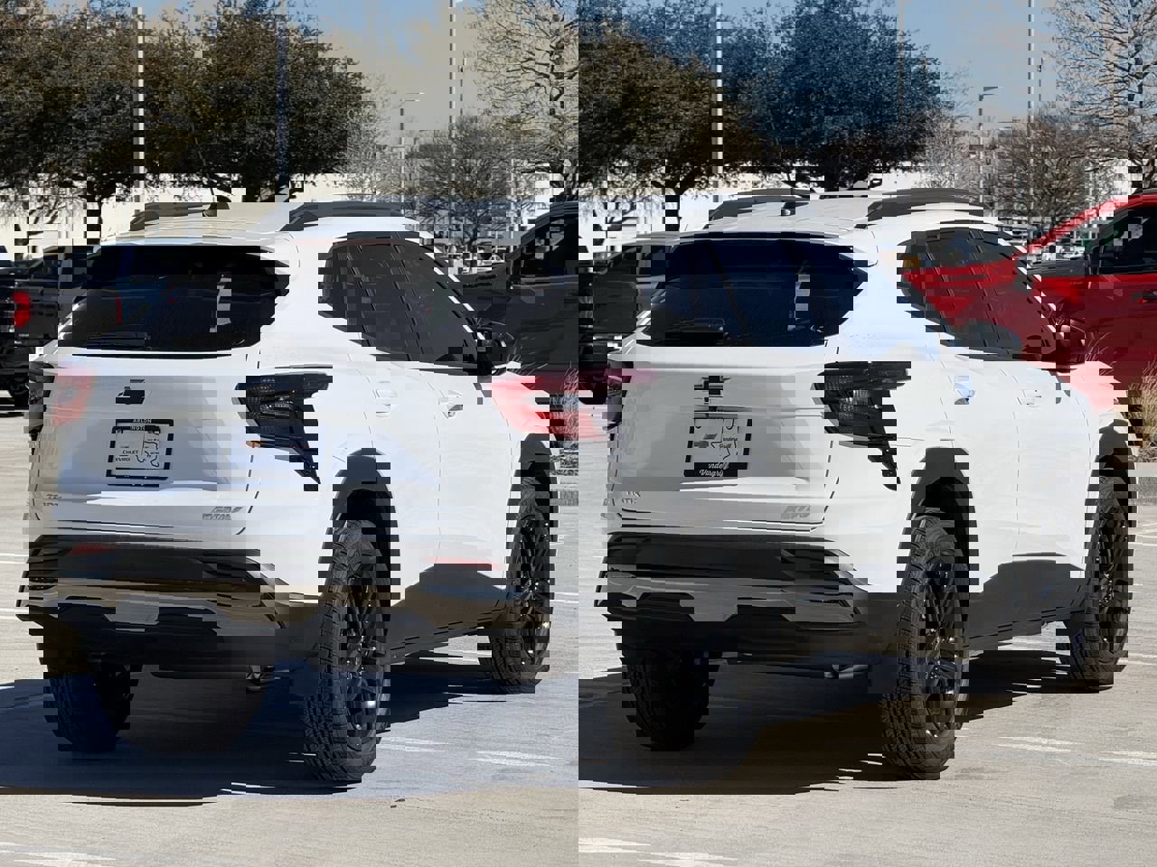 New 2026 Chevrolet Trax ACTIV w/ Sunroof Package FWD image 4