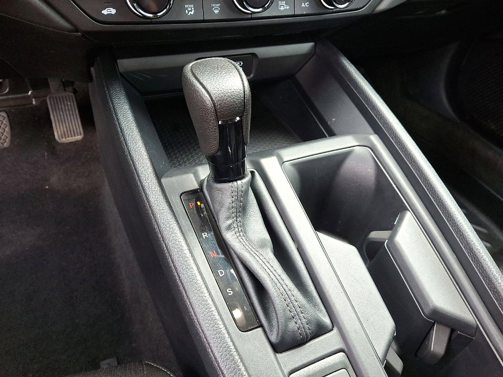 Used 2025 Honda Accord SE image 12