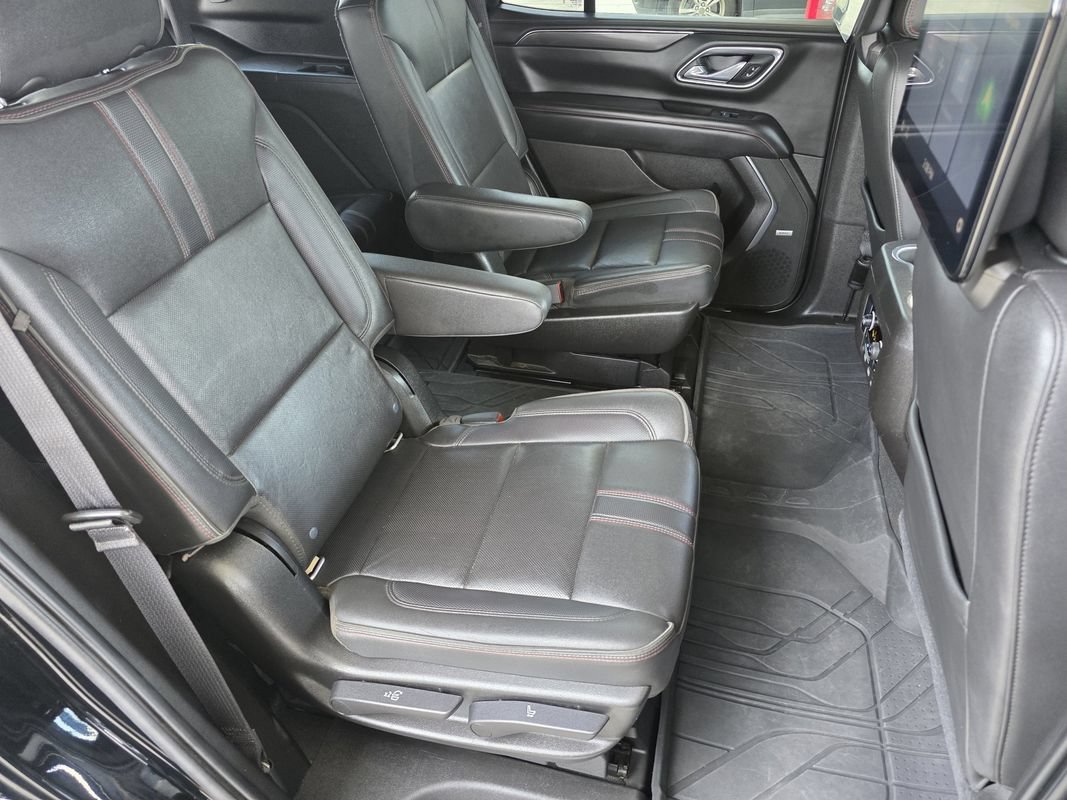 Used 2021 Chevrolet Tahoe RST w/ Luxury Package AWD/4WD image 29
