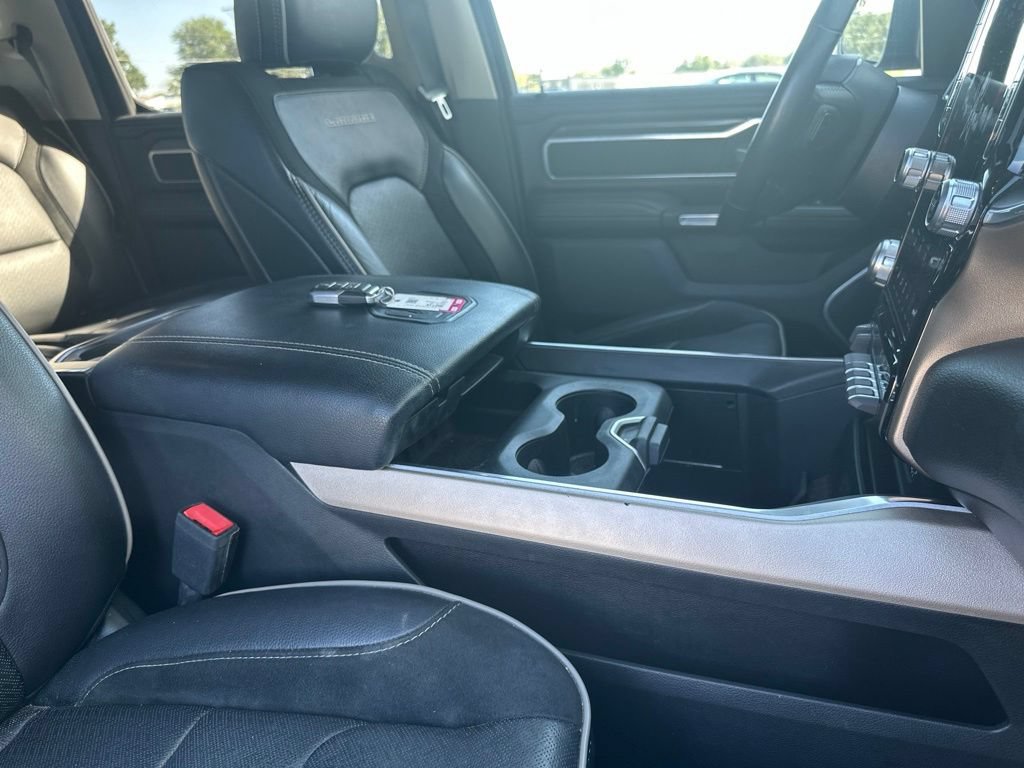 Used 2020 RAM 1500 Laramie AWD/4WD image 32