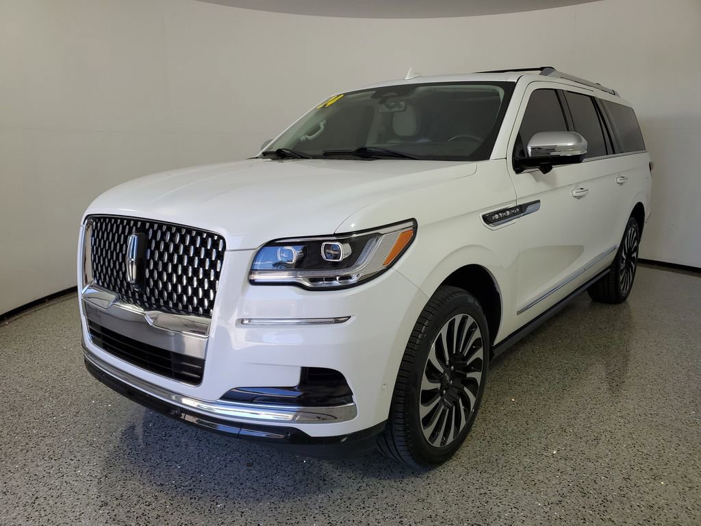 Certified 2024 Lincoln Navigator L Black Label AWD/4WD image 2