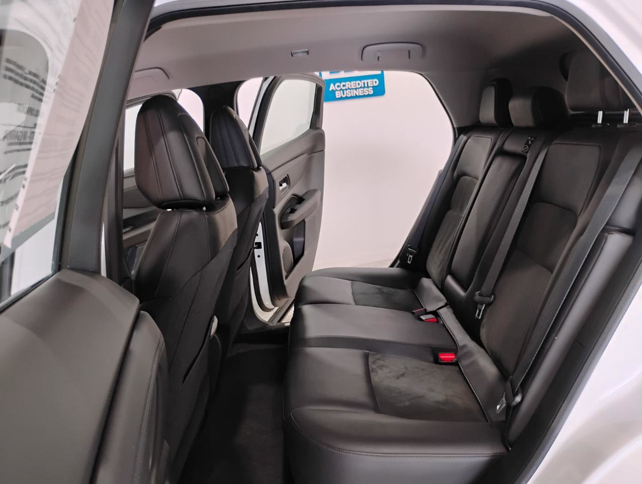 Used 2024 Nissan Ariya AWD image 58