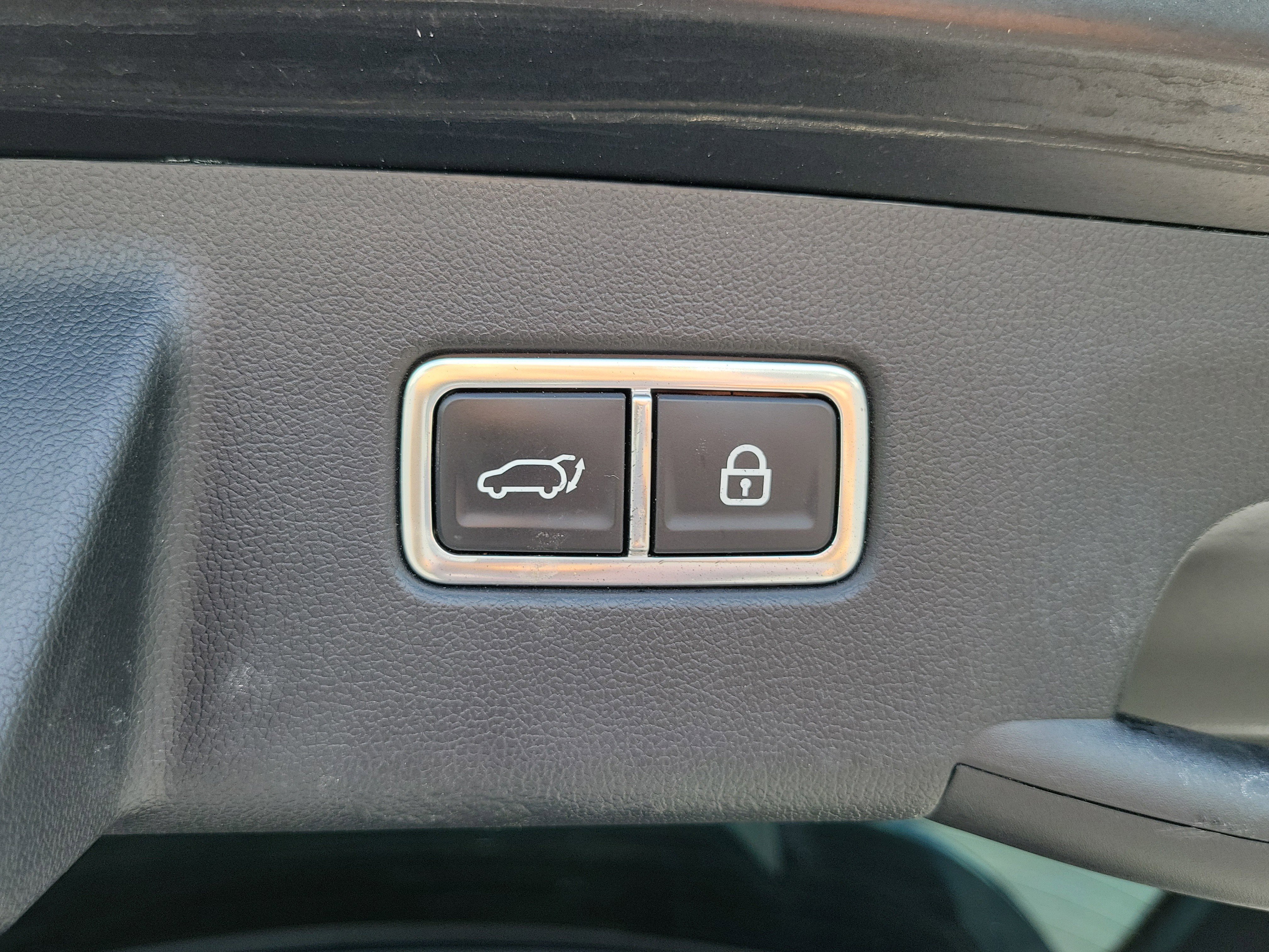 Used 2021 Kia Sorento SX FWD image 12