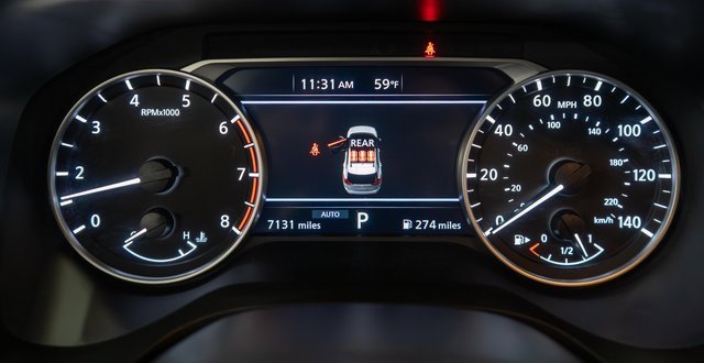 Used 2025 Nissan Rogue SV w/ SV Premium Package image 24