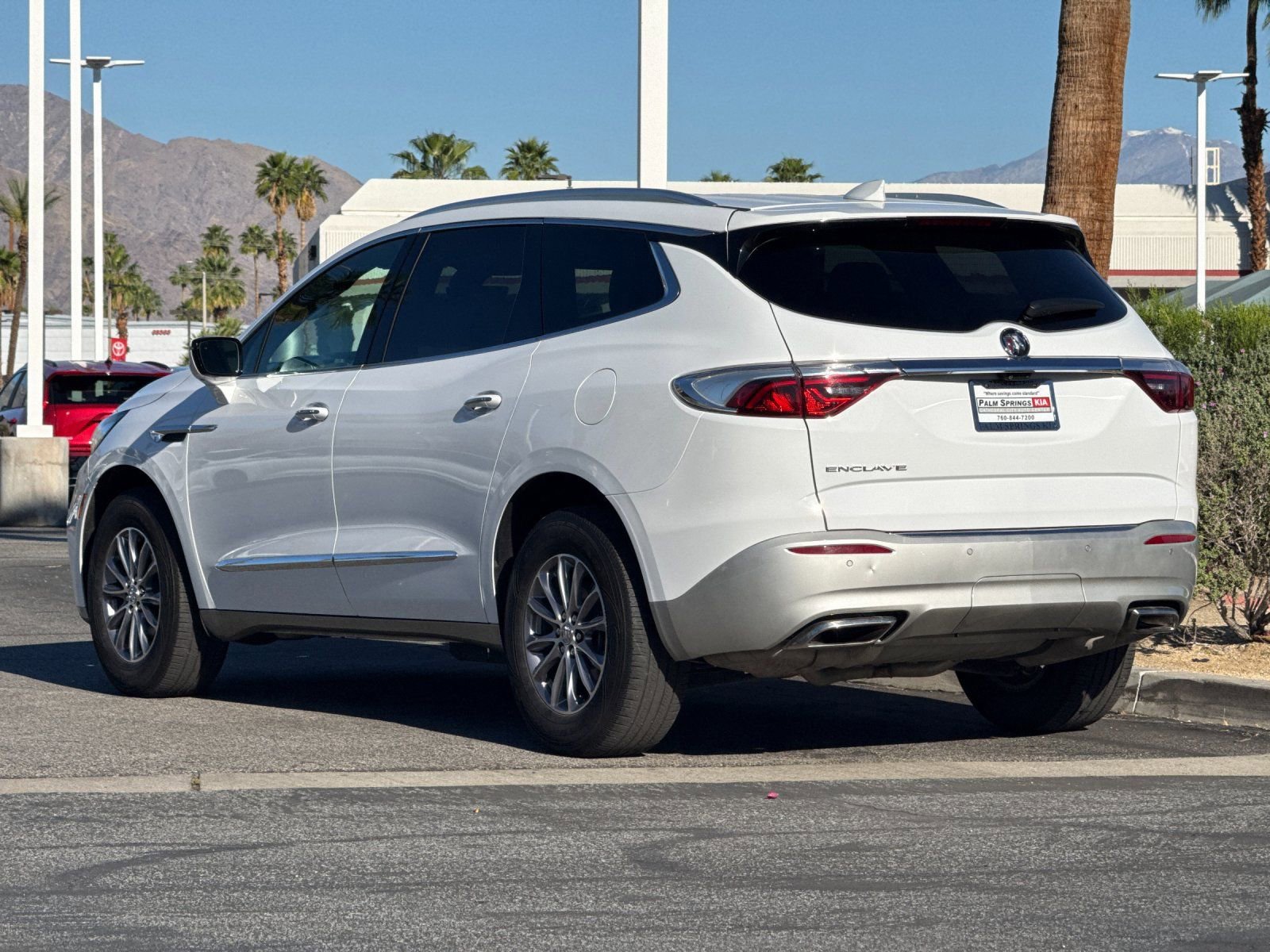 Used 2024 Buick Enclave Premium FWD image 5