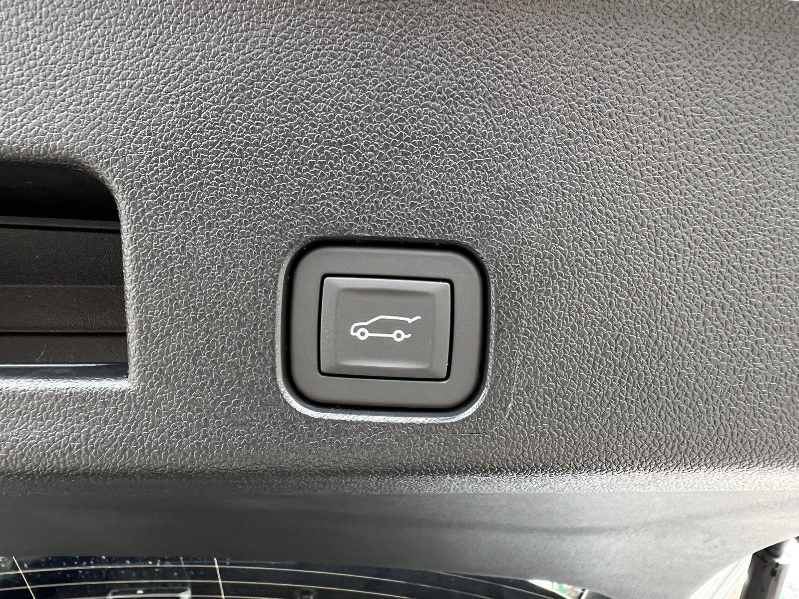 New 2026 GMC Acadia Elevation image 51