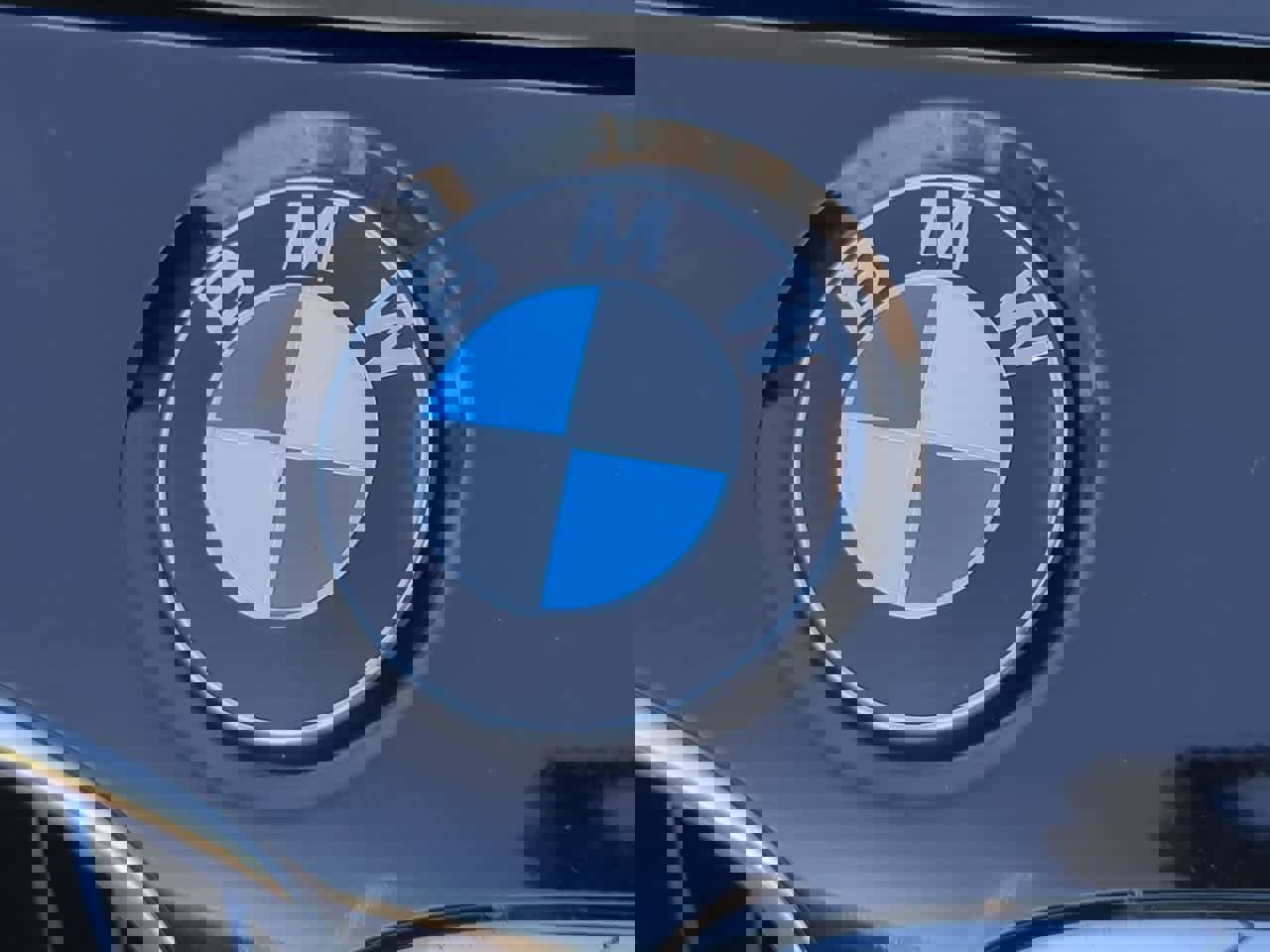 Used 2018 BMW 330e w/ Premium Package image 12