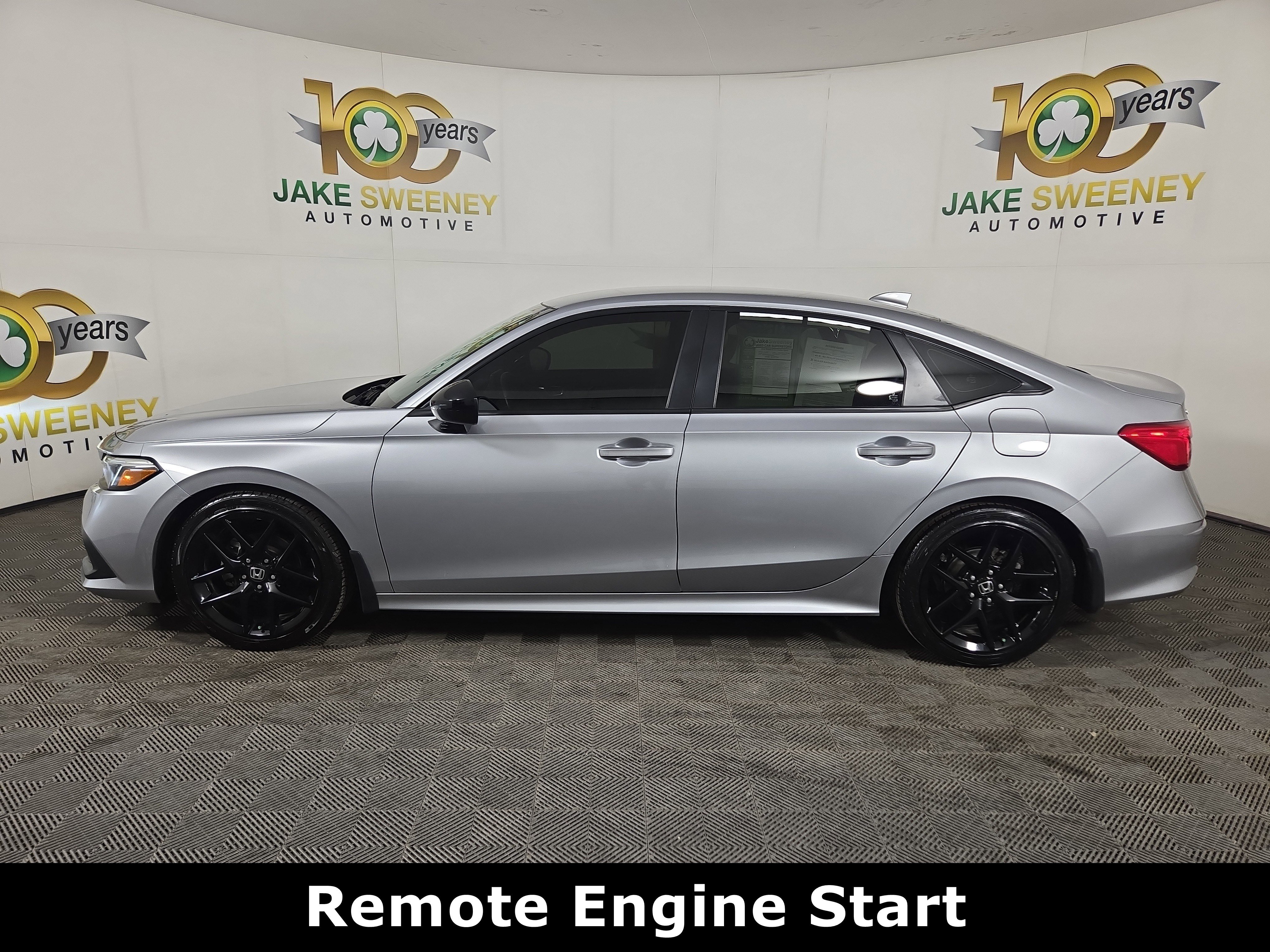 Used 2024 Honda Civic Sport image 4