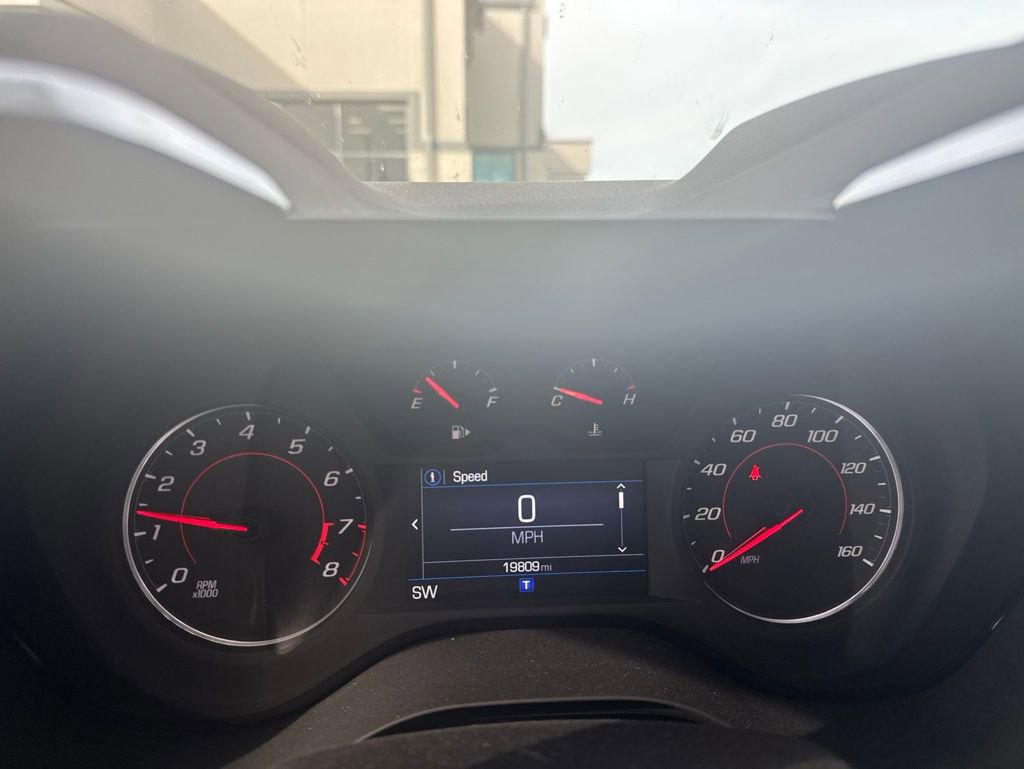 Used 2020 Chevrolet Camaro LT w/ RS Package RWD image 10