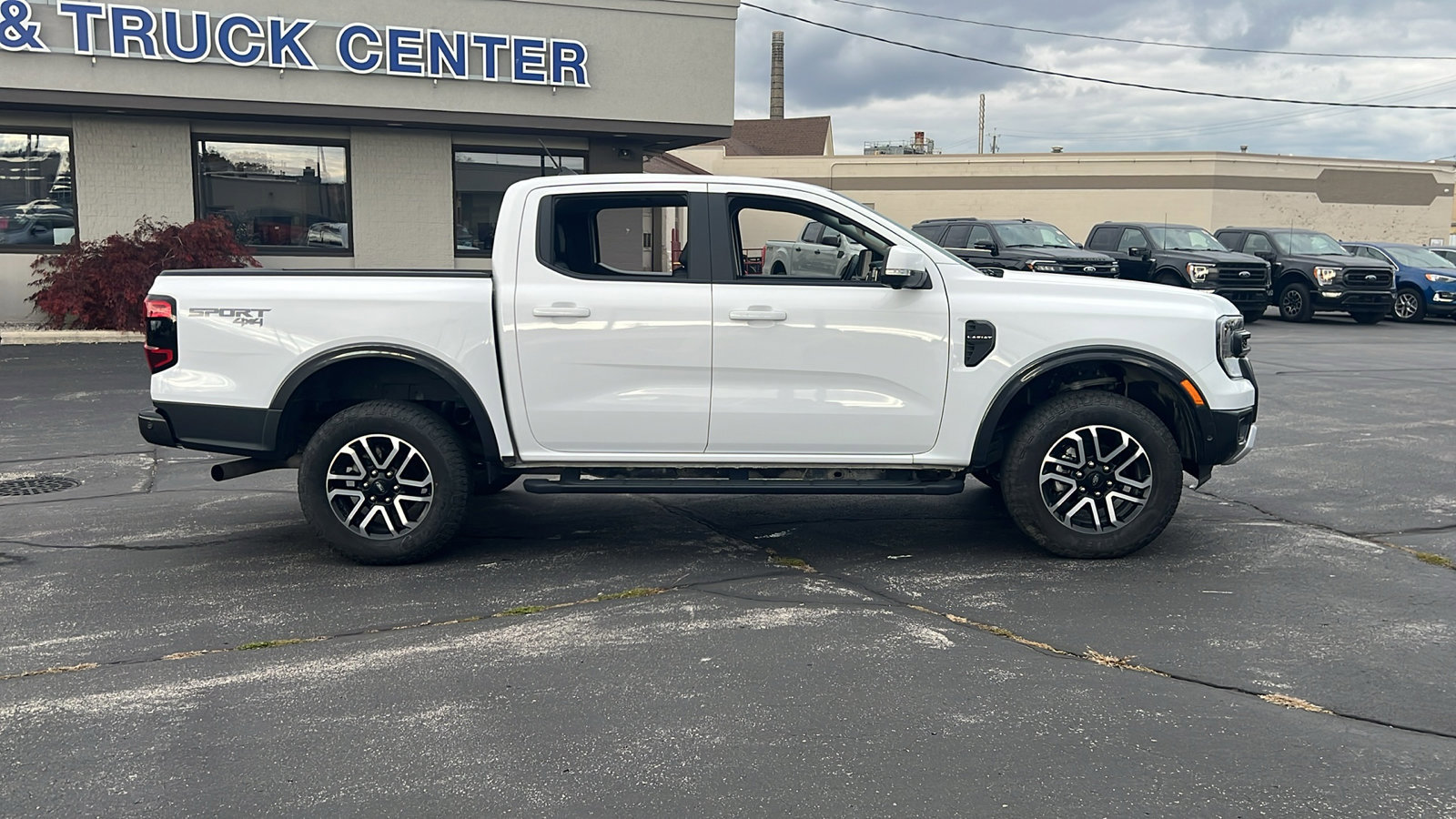 Used 2024 Ford Ranger Lariat image 5