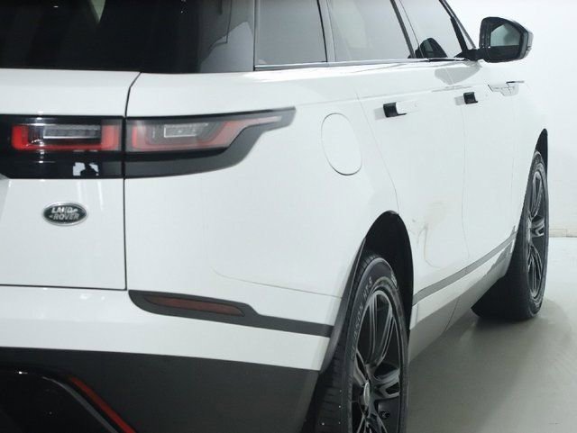 Used 2019 Land Rover Range Rover Velar S image 8