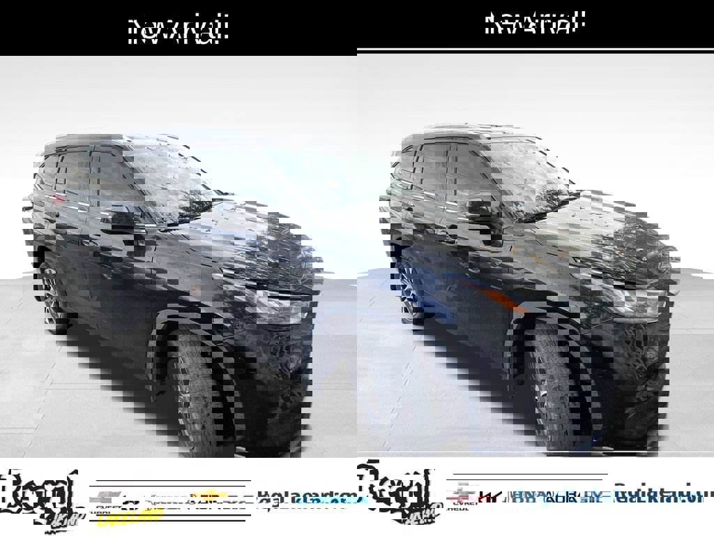 Used 2020 Toyota Highlander XLE