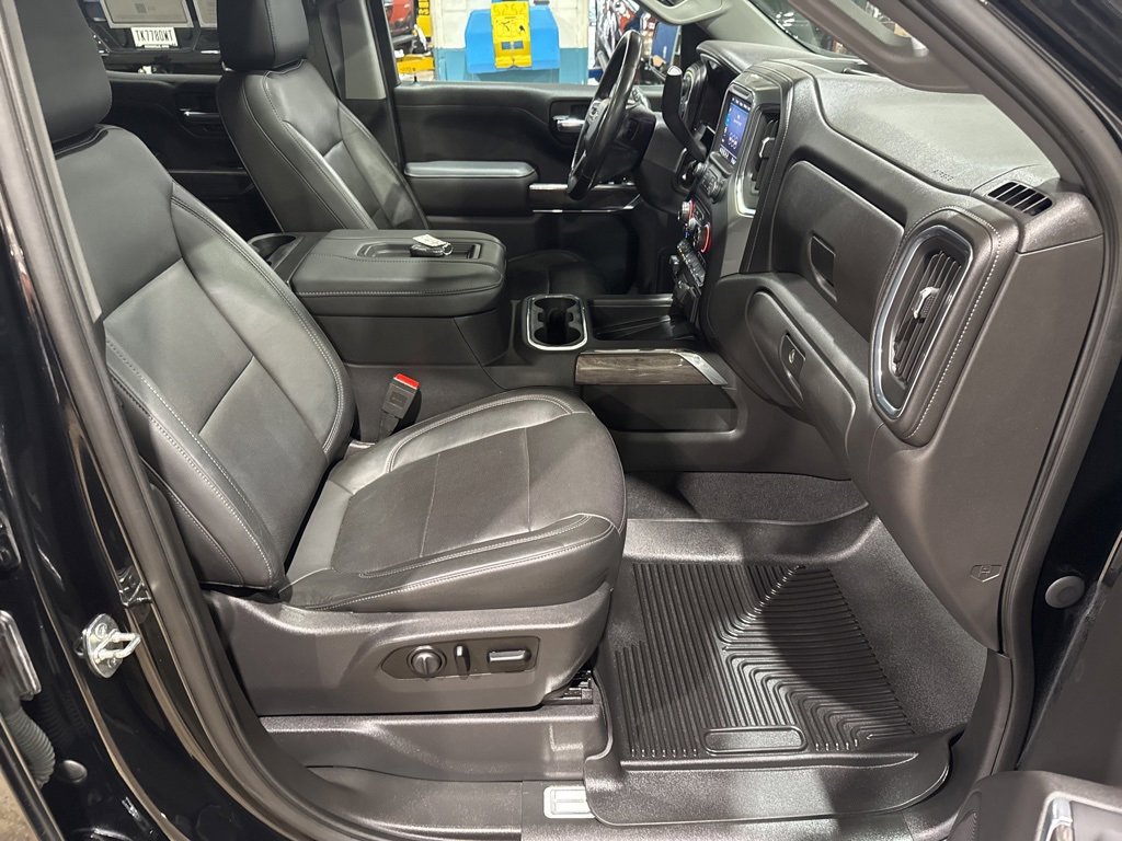 Used 2020 Chevrolet Silverado 1500 LTZ w/ LTZ Premium Package image 38