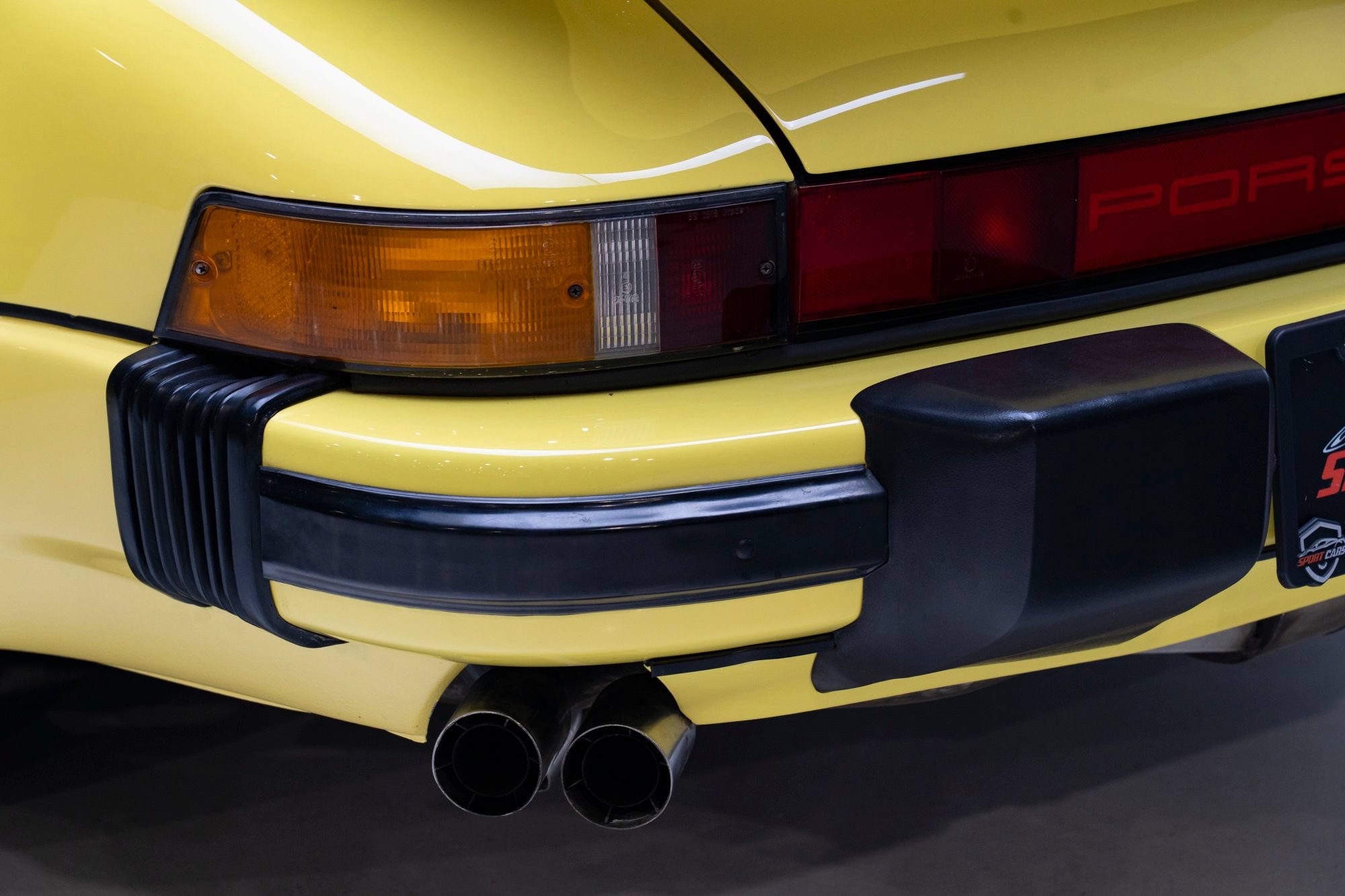 Used 1988 Porsche 911 Carrera RWD image 51