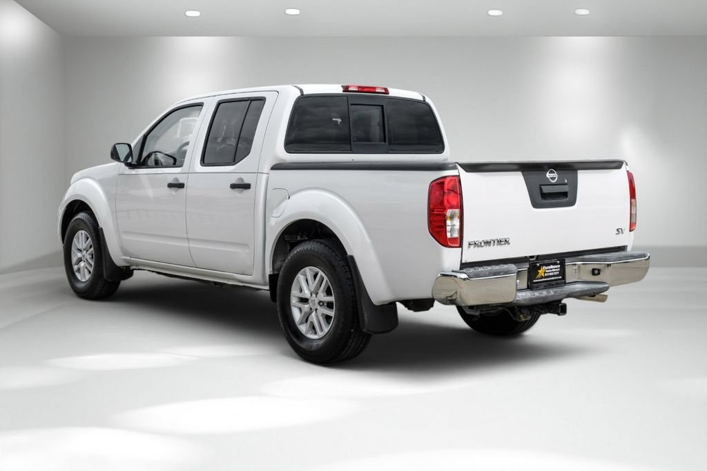 Used 2018 Nissan Frontier SV RWD image 8