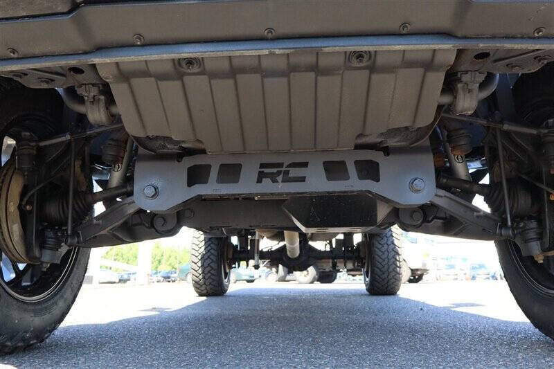 Used 2025 GMC Sierra 3500 Denali Ultimate AWD/4WD image 9