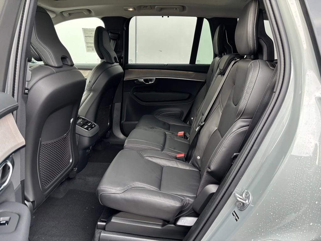 New 2026 Volvo XC90 B6 Ultra w/ Protection Package AWD/4WD image 16